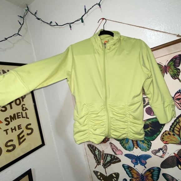 Lucy Full Zip 3/4 Sleeve Ruched Athleisure Jacket - Picture 5 of 12